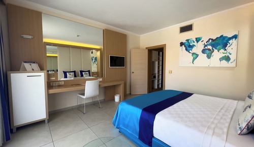 Habitación familiar, balcón (Classic,FZB)