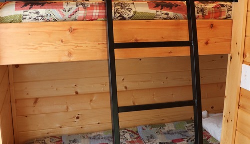 Cabaña, varias camas, frigorífico y microondas