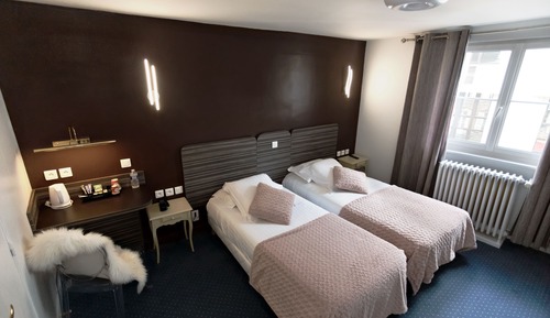 Habitación con 2 camas individuales