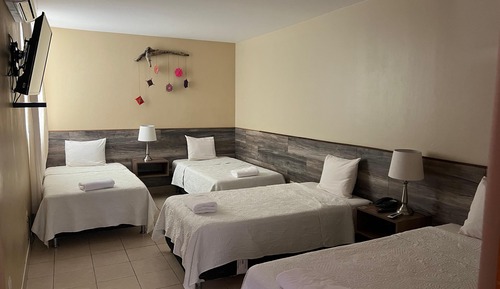 Habitación cuádruple estándar