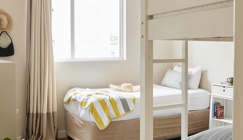 Dormitorio compartido, dormitorio mixto