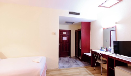 Habitación estándar con 2 camas individuales