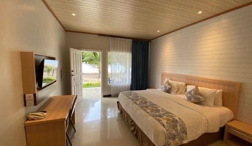 Habitación Deluxe con 1 cama doble o 2 individuales, frente a la playa (Cottage Beachfront)