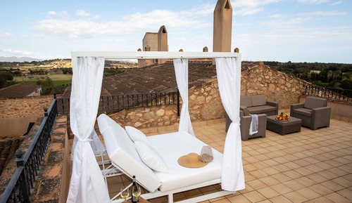 Suite (2 floors with flat roof)