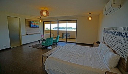 Suite, balcón, vistas al mar