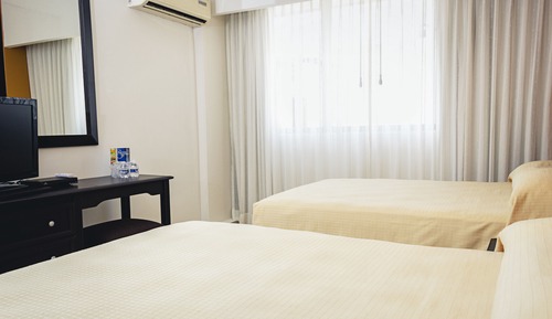 Habitación estándar con 1 cama doble o 2 individuales, 1 habitación
