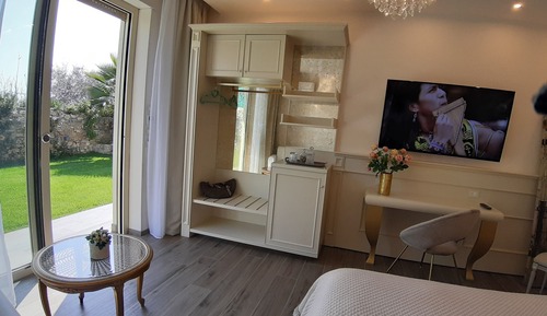 Habitación triple Deluxe, vistas al jardín, en edificio anexo (Via di murlo, 10/E)