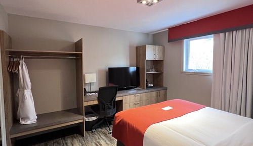 Habitación económica, 1 cama de matrimonio