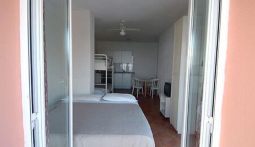 Estudio (2 adults)