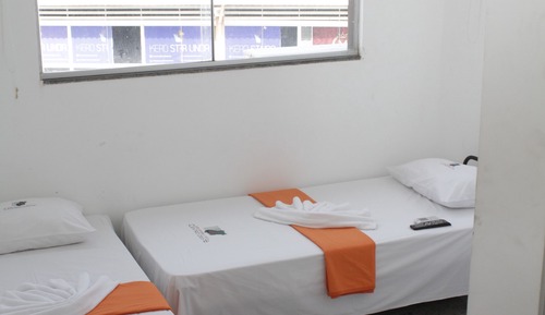 Habitación con 2 camas individuales