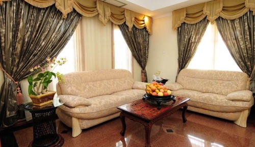 Suite (Myat Taw Win)