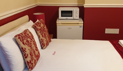 Habitación estándar doble, baño privado (Ground Floor | Room 1)