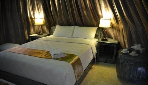 Tienda (Apache Tent)