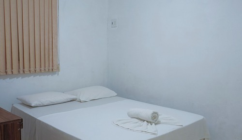 Apartamento económico, 2 habitaciones, vistas al jardín
