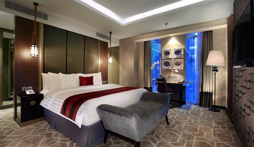 Suite (Governor)