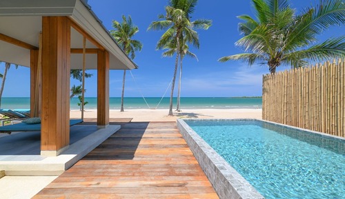 Sirarun Beachfront Villa