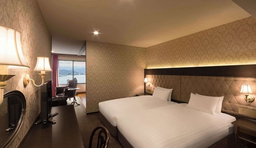 Suite estándar, 2 camas individuales, vistas al lago