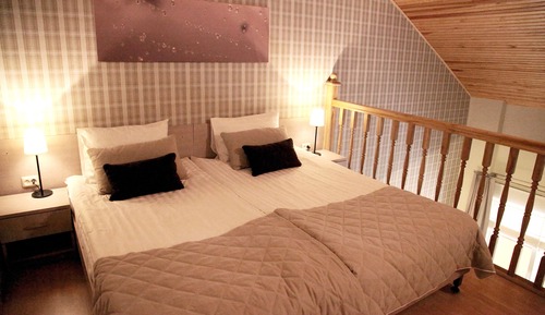 Habitación familiar, balcón