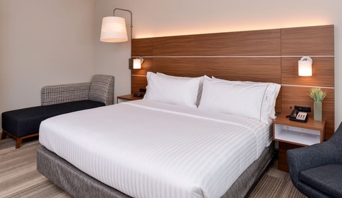 Habitación estándar, 1 cama de matrimonio grande (Mobility Roll-In Shower)