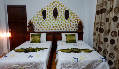 Twin Bedroom
