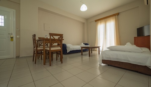 Apartamento, vistas al jardín