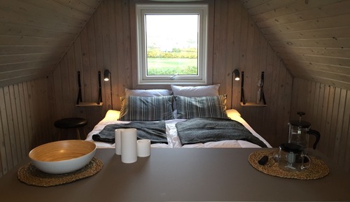 Habitación doble, baño compartido (Linen Excluded)