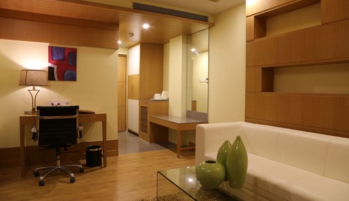 Hazel Suite