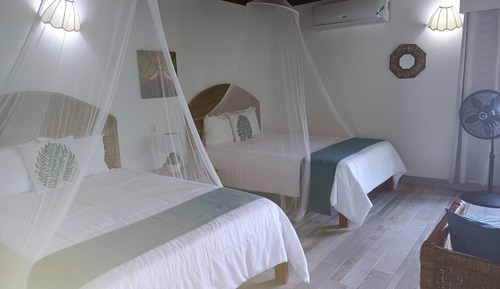 Habitación (With AC)