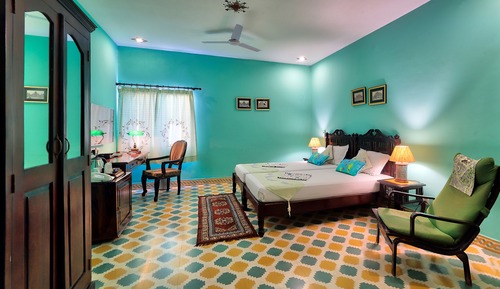 Super Deluxe Room
