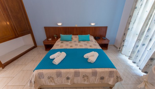 Habitación básica, 2 camas individuales, vistas a la piscina
