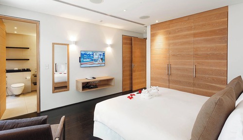 One Bedroom Sky Pool Villa