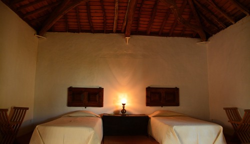 Habitación económica con 1 cama doble o 2 individuales