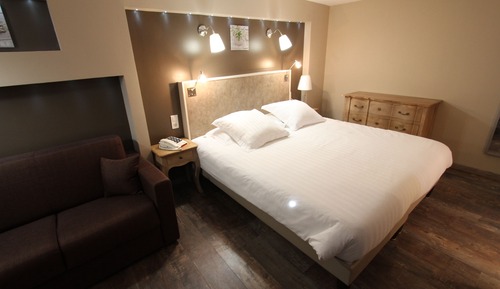 Suite, baño privado (Mini)