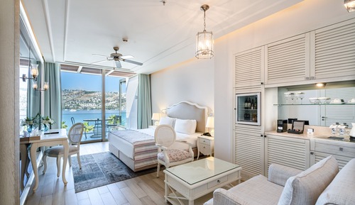 Habitación Premium, varias camas, vistas al mar (Queen)