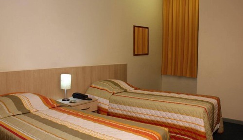 Habitación estándar con 2 camas individuales