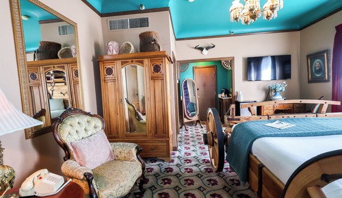 Suite Signature, 1 cama de matrimonio grande (Wagon Room)