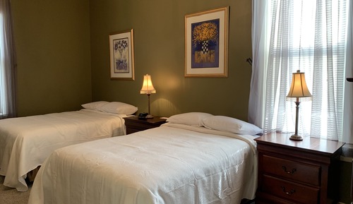 Habitación tradicional con 1 cama doble o 2 individuales (Room#1)