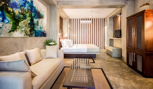 Deluxe Garden King Room