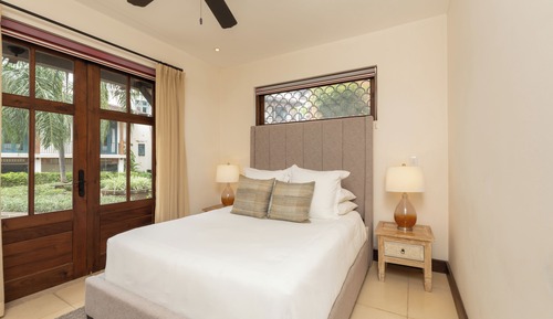 Casa adosada Deluxe, varias camas, piscina privada (5 Calle la Ronda | 4 BR | 4 BA)