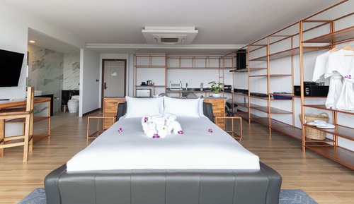 Executive Suite