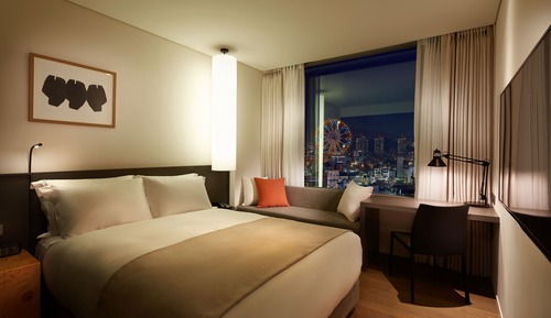[10th Anniversary Special PKG] Premier Double + Late C/O at 1PM + 1 Prize Coupon per night