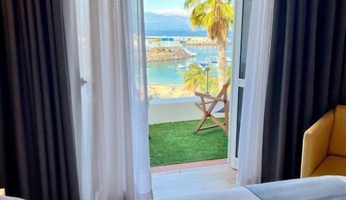 Habitación doble, vistas al mar (2 Adults)