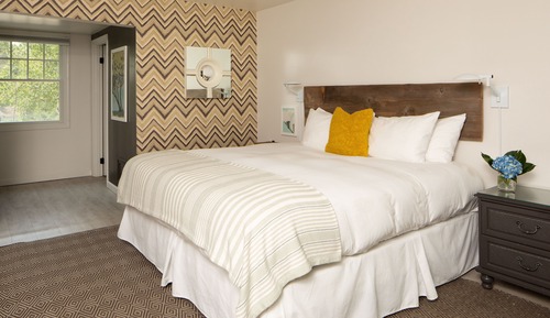 Cove King Second Floor