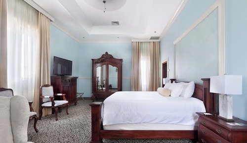 Suite presidencial, 1 cama de matrimonio grande, terraza, vistas a la ciudad