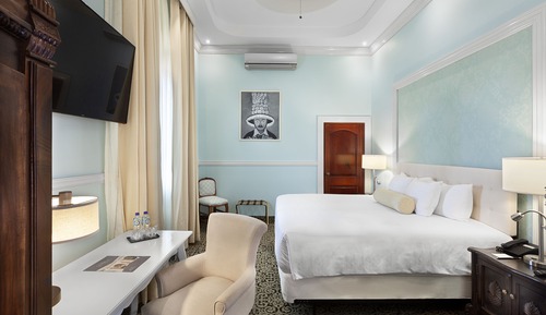 Habitación clásica, 1 cama de matrimonio grande, vistas a la ciudad