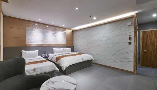 Suite Twin