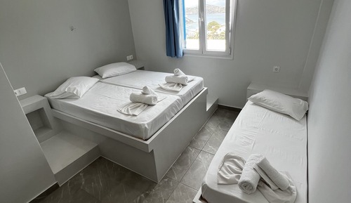 Habitación triple económica