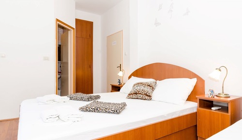 Habitación triple, balcón, vistas al mar