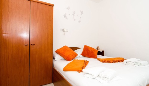 Double Room With Private External Bathroom