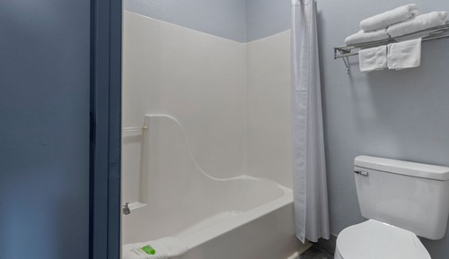 Habitación estándar, 1 cama de matrimonio grande, accesible para personas con discapacidad